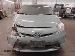 2014 Toyota Prius Four with VIN JTDKN3DU5E1782404, listed as a IAAI auction lot 41590677 with 89,465 mi miles. Bid and sale history available at carsss.com. Image 13.