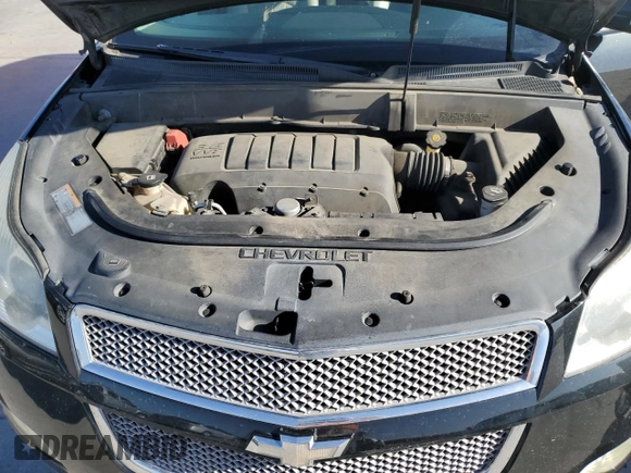 2012 Chevrolet Traverse LTZ z VIN 1GNKRLED7CJ261692, wystawiony jako Copart lot #49294845 z przebiegiem 207 616 mil mil oraz Czysty tytuł • Clean title. Historia ofert i sprzedaży dostępna na DreamBid. Obrazek 12.