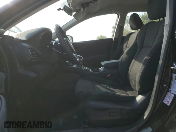 2020 Subaru Legacy with VIN 4S3BWDA6XL3008126, listed as a Copart auction lot 71877724 with 32,175 mi miles and Salvage title. Bid and sale history available at DreamBid. Image 7.