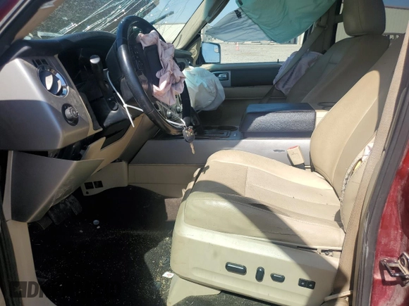 2016 Ford Expedition XLT с VIN 1FMJU1HTXGEF32944, выставлен на аукционе Copart как лот 48763125 с пробегом Не указан миль и Списание • Salvage title. История ставок и продаж доступна на DreamBid. Изображение 7.