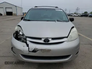 2008 Toyota Sienna CE z VIN 5TDZK23C08S204745, wystawiony jako Copart lot #55127115 z przebiegiem 241 118 mil mil oraz Szkoda całkowita • Salvage title. Historia ofert i sprzedaży dostępna na DreamBid. Obrazek 5.