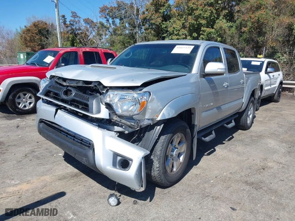 2013 Toyota Tacoma with VIN 3TMLU4EN8DM103893, listed as a IAAI auction lot 41857339 with 123,093 mi miles. Bid and sale history available at carsss.com. Image 17.