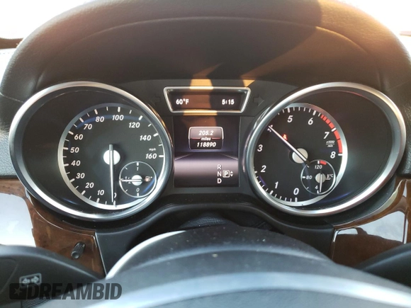 2014 Mercedes-Benz M 550 with VIN 4JGDA7DB3EA272977, listed as a Copart auction lot 86372044 with 118,890 mi miles and Salvage Title. Bid and sale history available at carsss.com. Image 9.