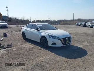 2019 Nissan Altima 2.5 SR with VIN 1N4BL4CV4KC204791, listed as a IAAI auction lot 41784484 with 80,012 mi miles. Bid and sale history available at carsss.com. Image 1.