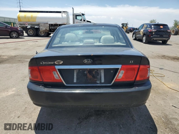 2006 Kia Optima LX z VIN KNAGD126865452524, wystawiony jako Copart lot #59813015 z przebiegiem 130 090 mil mil oraz Szkoda całkowita • Salvage title. Historia ofert i sprzedaży dostępna na DreamBid. Obrazek 6.