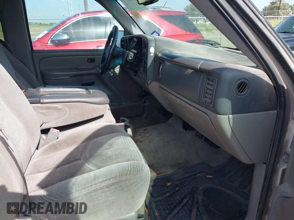 2004 Chevrolet Tahoe LS with VIN 1GNEC13V44R169943, listed as a IAAI auction lot 42753658 with 175,766 mi miles and . Bid and sale history available at DreamBid. Image 5.