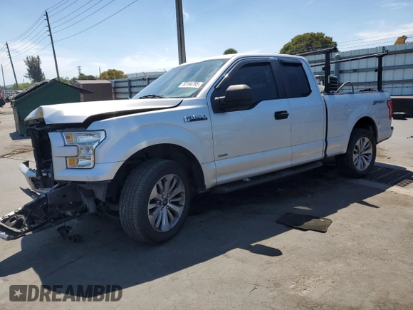 2016 Ford F-150 XL with VIN 1FTEX1CGXGKF76726, listed as a Copart auction lot 50194795 with 236,286 mi miles and Salvage Title. Bid and sale history available at carsss.com. Image 1.