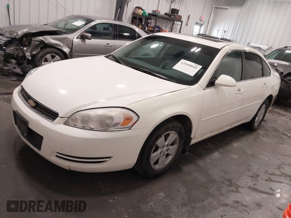 2008 Chevrolet Impala LT with VIN 2G1WT58K789246719, listed as a IAAI auction lot 42040045 with 183,631 mi miles and . Bid and sale history available at DreamBid. Image 2.