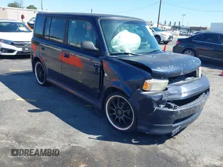 2006 Scion xB z VIN JTLKT324764032189, wystawiony jako IAAI lot #41835798 z przebiegiem 223 473 mil mil oraz . Historia ofert i sprzedaży dostępna na DreamBid. Obrazek 1.