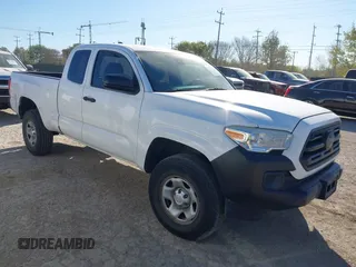 2018 Toyota Tacoma SR with VIN 5TFRX5GN9JX109082, listed as a IAAI auction lot 41849029 with 165,029 mi miles and . Bid and sale history available at carsss.com. Image 1.