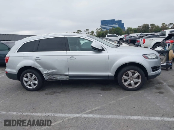 2014 Audi Q7 Premium Plus with VIN WA1LGAFE2ED017135, listed as a IAAI auction lot 42533428 with 142,132 mi miles and . Bid and sale history available at DreamBid. Image 13.