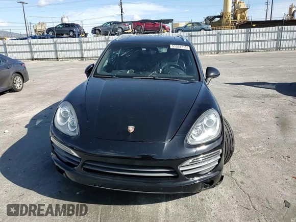 2012 Porsche Cayenne S z VIN WP1AB2A24CLA49620, wystawiony jako Copart lot #51384715 z przebiegiem Nie podano mil oraz Szkoda całkowita • Salvage title. Historia ofert i sprzedaży dostępna na DreamBid. Obrazek 12.