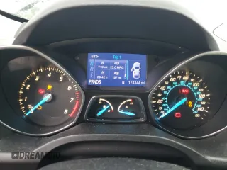 2013 Ford Escape SE z VIN 1FMCU0GX2DUB10398, wystawiony jako Copart lot #59795225 z przebiegiem 174 344 mil mil oraz Czysty tytuł • Clean title. Historia ofert i sprzedaży dostępna na DreamBid. Obrazek 9.