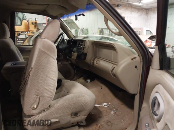 1997 Chevrolet Silverado 1500 with VIN 2GCEK19R4V1200110, listed as a IAAI auction lot 41984163 with 178,885 mi miles and . Bid and sale history available at DreamBid. Image 5.