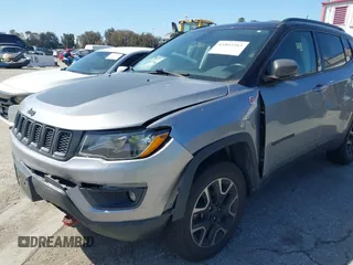 2019 Jeep Compass Trailhawk with VIN 3C4NJDDBXKT627350, listed as a IAAI auction lot 41803263 with 63,768 mi miles and . Bid and sale history available at DreamBid. Image 6.