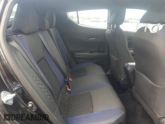 2022 Toyota C-HR XLE z VIN NMTKHMBX8NR141470, wystawiony jako Copart lot #55233465 z przebiegiem 35 900 mil mil oraz Szkoda całkowita • Salvage title. Historia ofert i sprzedaży dostępna na DreamBid. Obrazek 11.