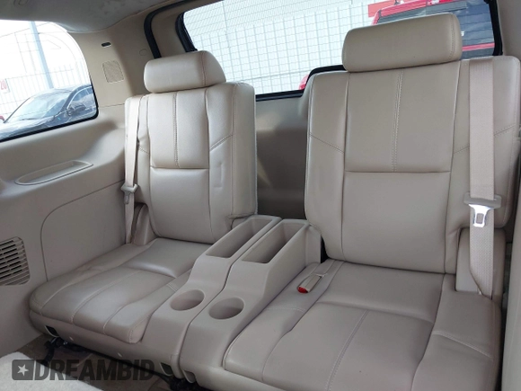 2007 GMC Yukon SLT with VIN 1GKFK13047R205630, listed as a IAAI auction lot 41489206 with 161,376 mi miles. Bid and sale history available at carsss.com. Image 19.