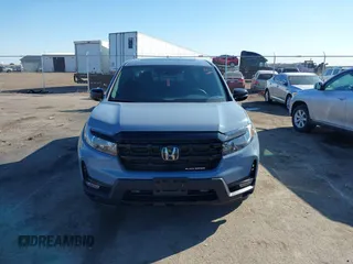 2024 Honda Ridgeline Black Edition with VIN 5FPYK3F85RB025204, listed as a IAAI auction lot 41836118 with 12,385 mi miles and . Bid and sale history available at DreamBid. Image 12.