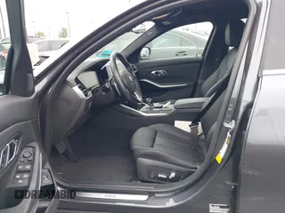 2022 BMW 3 Series 330i z VIN 3MW5R1J01N8C33802, wystawiony jako IAAI lot #41856666 z przebiegiem 41 095 mil mil oraz . Historia ofert i sprzedaży dostępna na DreamBid. Obrazek 5.