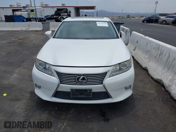 2014 Lexus ES 330 z VIN JTHBK1GG7E2101851, wystawiony jako IAAI lot #42576730 z przebiegiem 175 517 mil mil oraz . Historia ofert i sprzedaży dostępna na DreamBid. Obrazek 6.