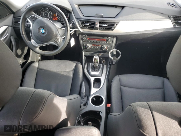 2015 BMW X1 sDrive28i with VIN WBAVM1C58FVZ93621, listed as a Copart auction lot 49897325 with 72,884 mi miles and Salvage Title. Bid and sale history available at carsss.com. Image 8.
