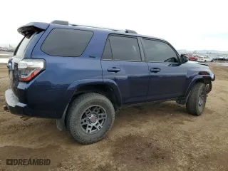 2020 Toyota 4Runner SR5 with VIN JTEBU5JR2L5765396, listed as a Copart auction lot 51522765 with 88,161 mi miles and Salvage Title. Bid and sale history available at carsss.com. Image 3.