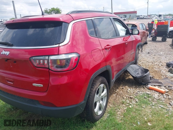 2020 Jeep Compass Latitude z VIN 3C4NJDBB6LT173909, wystawiony jako IAAI lot #42615635 z przebiegiem 34 212 mil mil oraz . Historia ofert i sprzedaży dostępna na DreamBid. Obrazek 4.
