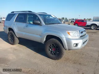 2007 Toyota 4Runner SR5 with VIN JTEBU14R178090309, listed as a IAAI auction lot 42030895 with 262,016 mi miles. Bid and sale history available at carsss.com. Image 1.