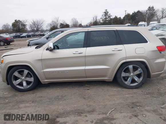2015 Jeep Grand Cherokee Overland with VIN 1C4RJFCG5FC928085, listed as a IAAI auction lot 41540870 with 93,846 mi miles. Bid and sale history available at carsss.com. Image 14.