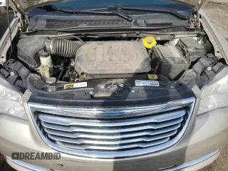 2015 Chrysler Town & Country Touring L with VIN 2C4RC1CG0FR513812, listed as a Copart auction lot 77467854 with 157,196 mi miles and Clean Title. Bid and sale history available at DreamBid. Image 12.
