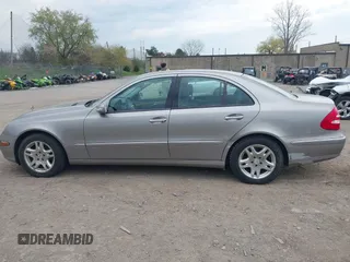 2006 Mercedes-Benz E 350 with VIN WDBUF56J96A760880, listed as a IAAI auction lot 42113873 with 7,298 mi miles and . Bid and sale history available at carsss.com. Image 15.