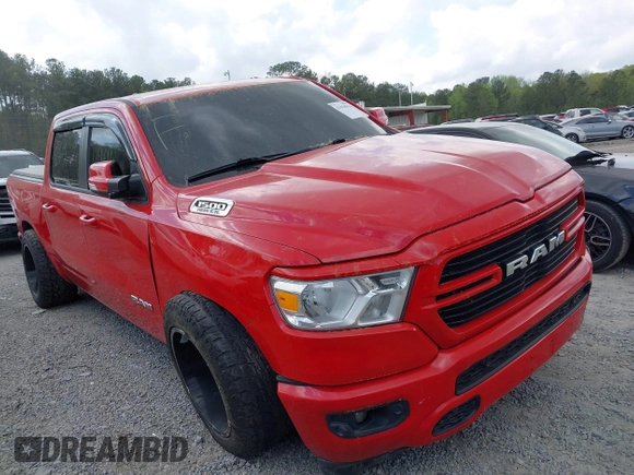 2020 Ram 1500 Big Horn z VIN 1C6SRFFT3LN301735, wystawiony jako IAAI lot #41954914 z przebiegiem 95 279 mil mil oraz . Historia ofert i sprzedaży dostępna na DreamBid. Obrazek 13.