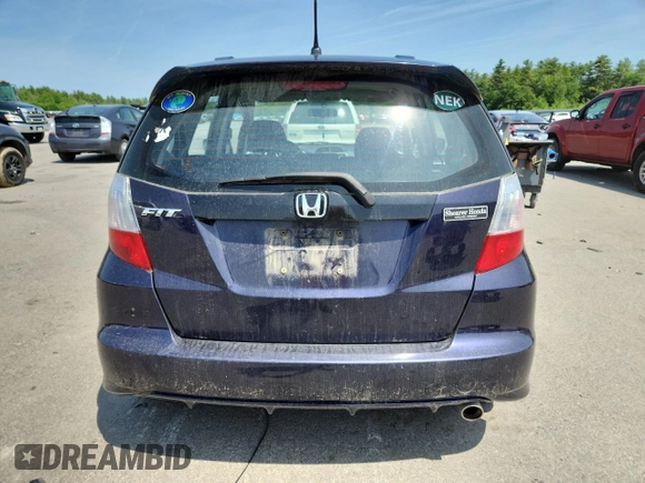 2010 Honda Fit Sport с VIN JHMGE8H49AC008490, выставлен на аукционе Copart как лот 60520065 с пробегом 102 168 миль миль и Чистый • Clean title. История ставок и продаж доступна на DreamBid. Изображение 6.