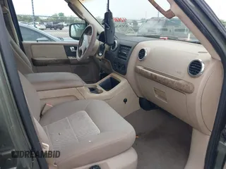 2003 Ford Expedition Special Service с VIN 1FMRU15W63LA62984, выставлен на аукционе IAAI как лот 42476264 с пробегом 140 796 миль миль и . История ставок и продаж доступна на DreamBid. Изображение 5.