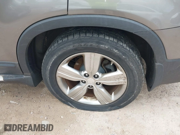 2013 Kia Sorento EX z VIN 5XYKUDA61DG321679, wystawiony jako IAAI lot #42013051 z przebiegiem Nie podano mil oraz . Historia ofert i sprzedaży dostępna na DreamBid. Obrazek 12.