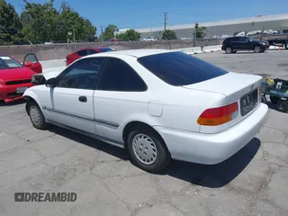 1996 Honda Civic DX z VIN 1HGEJ6222TL048575, wystawiony jako IAAI lot #42408718 z przebiegiem 235 209 mil mil oraz . Historia ofert i sprzedaży dostępna na DreamBid. Obrazek 3.