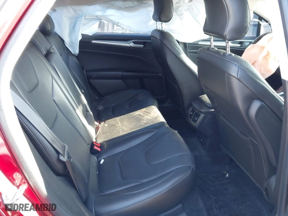 2015 Ford Fusion Titanium Hybrid with VIN 3FA6P0RU2FR199207, listed as a IAAI auction lot 41331947 with 1 mi miles. Bid and sale history available at carsss.com. Image 8.