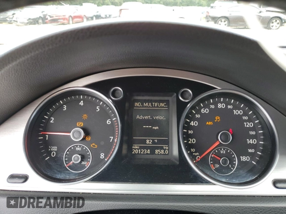 2012 Volkswagen CC Lux PZEV with VIN WVWHP7AN7CE508247, listed as a Copart auction lot 64228054 with 201,234 mi miles and Salvage Title. Bid and sale history available at carsss.com. Image 9.