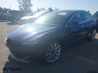 2019 Tesla Model 3 Long Range with VIN 5YJ3E1EB3KF497841, listed as a IAAI auction lot 41969728 with 21,127 mi miles. Bid and sale history available at carsss.com. Image 20.