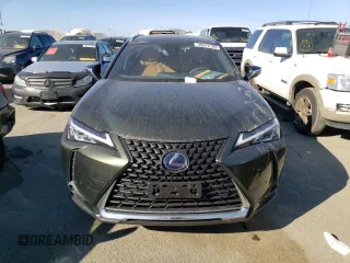 2020 Lexus UX with VIN JTHP9JBH5L2028560, listed as a Copart auction lot 39672193 with 20,925 mi miles. Bid and sale history available at carsss.com. Image 5.