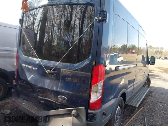 2018 Ford Transit XL z VIN 1FDZX2CM3JKB08238, wystawiony jako IAAI lot #41645406 z przebiegiem 12 733 mil mil oraz . Historia ofert i sprzedaży dostępna na DreamBid. Obrazek 4.