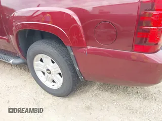 2008 Chevrolet Suburban 3LT с VIN 3GNFC16018G179193, выставлен на аукционе IAAI как лот 41682169 с пробегом 218 670 миль миль и . История ставок и продаж доступна на DreamBid. Изображение 6.