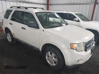 2009 Ford Escape XLS с VIN 1FMCU02729KA08349, выставлен на аукционе IAAI как лот 42258004 с пробегом 147 189 миль миль и . История ставок и продаж доступна на DreamBid. Изображение 1.