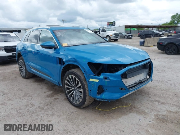 2019 Audi e-tron Prestige with VIN WA1VAAGE7KB005479, listed as a IAAI auction lot 42368177 with 30,736 mi miles and . Bid and sale history available at DreamBid. Image 1.