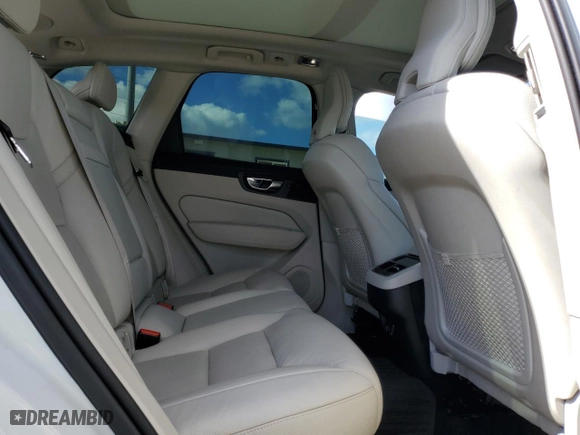 2020 Volvo XC60 Inscription with VIN YV4102RL8L1609328, listed as a Copart auction lot 83498024 with 75,473 mi miles and Clean Title. Bid and sale history available at carsss.com. Image 11.