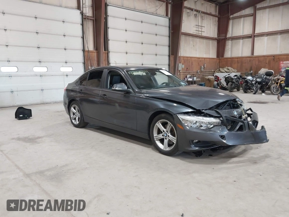 2013 BMW 3 Series 328i xDrive с VIN WBA3B5G50DNP40353, выставлен на аукционе IAAI как лот 42425411 с пробегом 112 879 миль миль и . История ставок и продаж доступна на DreamBid. Изображение 1.