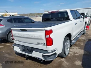 2021 Chevrolet Silverado 1500 High Country with VIN 3GCUYHET6MG128594, listed as a IAAI auction lot 41900736 with 51,680 mi miles. Bid and sale history available at carsss.com. Image 4.
