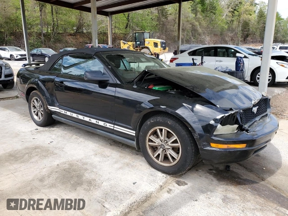 2005 Ford Mustang Deluxe с VIN 1ZVFT84N555231554, выставлен на аукционе Copart как лот 51562685 с пробегом 178 731 миль миль и Списание • Salvage title. История ставок и продаж доступна на DreamBid. Изображение 4.
