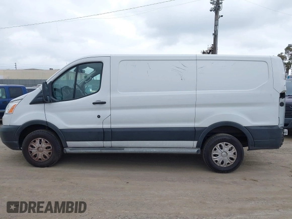 2019 Ford Transit с VIN 1FTYR1ZM0KKA86342, выставлен на аукционе IAAI как лот 42136774 с пробегом 184 618 миль миль и . История ставок и продаж доступна на DreamBid. Изображение 15.