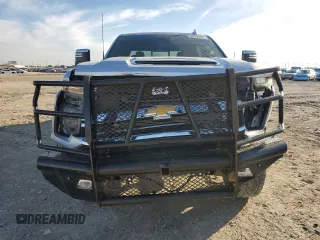 2020 Chevrolet Silverado 3500HD High Country with VIN 1GC4YVEYXLF156957, listed as a Copart auction lot 88799745 with 114,026 mi miles and Salvage Title. Bid and sale history available at DreamBid. Image 5.